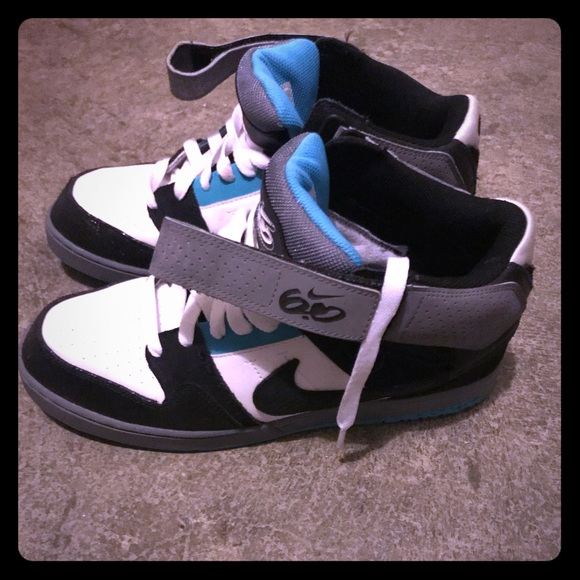 nike high top skate shoes